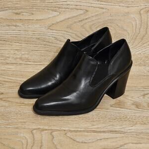 Amanda Smith Black Leather Ankle Booties
